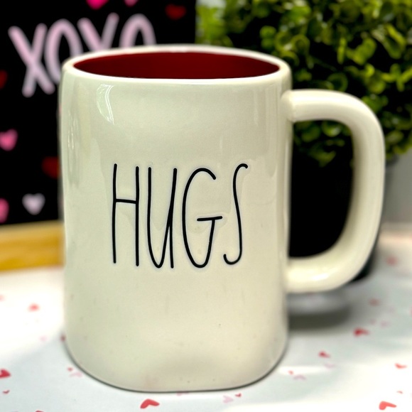 Rae Dunn “HUGS” mug - Picture 1 of 3